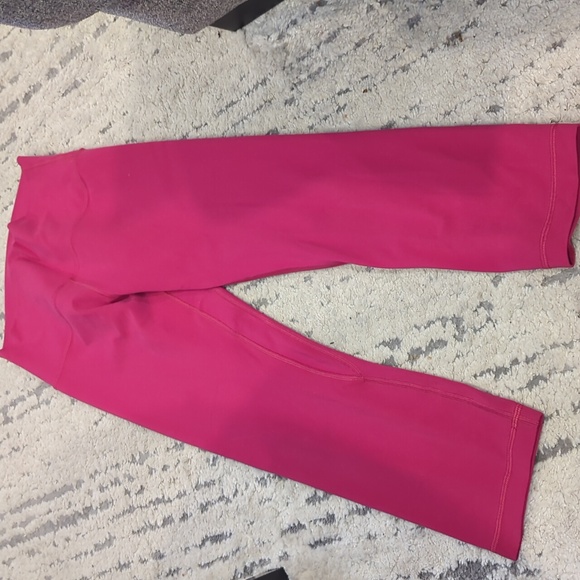 Lululemon Align Crop *21" Ruby Red - Picture 10 of 10